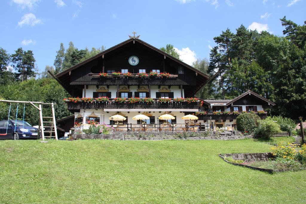 Pension Blauer Gamsbock Kiefersfelden Esterno foto